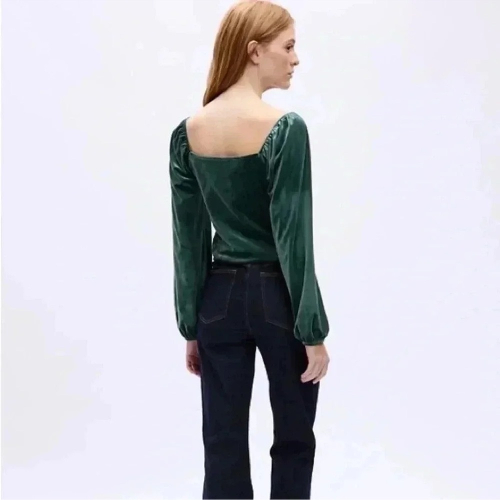 Gap Velvet Puff‎ Sleeve Top NWT size Medium Tropic Green Long Sleeve Square Neck